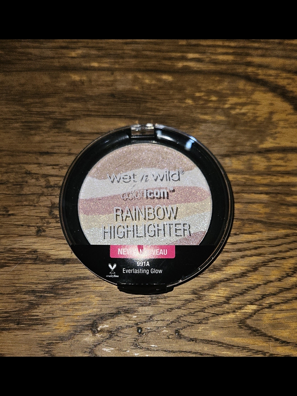Wet N Wild Color Icon Rainbow Highlighter in Everlasting Glow 0.26oz BNIB